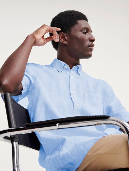 Aigle homens camisa manga curta em linho azul celeste roupas D4DF131